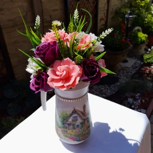 džbánky s mýdlovými květinami (4)