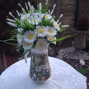 džbánky s mýdlovými květinami (5)