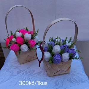 košíčky s mýdlovými kyticemi (10)