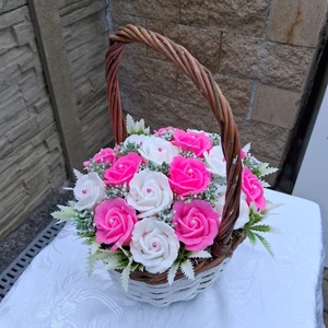 košíčky s mýdlovými kyticemi (1)