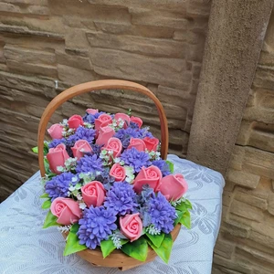 košíčky s mýdlovými kyticemi (2)