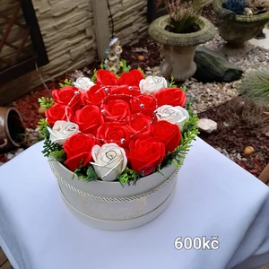 mýdlová dekorace a dárky (125)