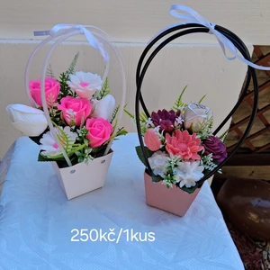 mýdlové květinové kabelky (10)