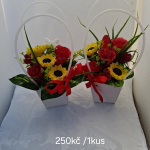 mýdlové květinové kabelky (36)