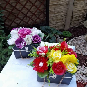 mýdlové květinové kabelky (44)