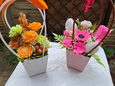 Mýdlové květinové kabelky