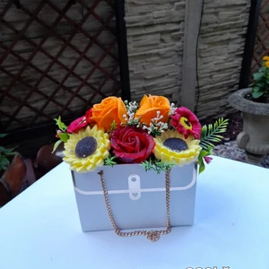 mýdlové květinové kabelky (50)