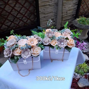 mýdlové květinové kabelky (53)