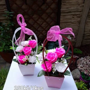 mýdlové květinové kabelky (55)