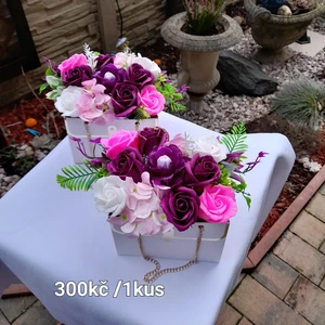 mýdlové květinové kabelky (65)