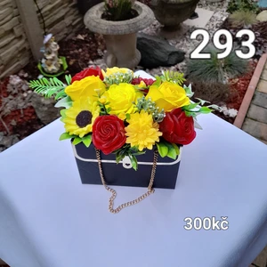 mýdlové květinové kabelky (67)