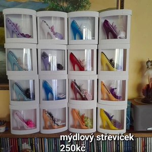 mýdlové střevíčky (1)