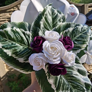 vázané kytice z mýdla (120)