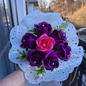 vázané kytice z mýdla (135)