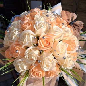 vázané kytice z mýdla (138)