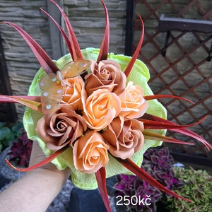 vázané kytice z mýdla (46)